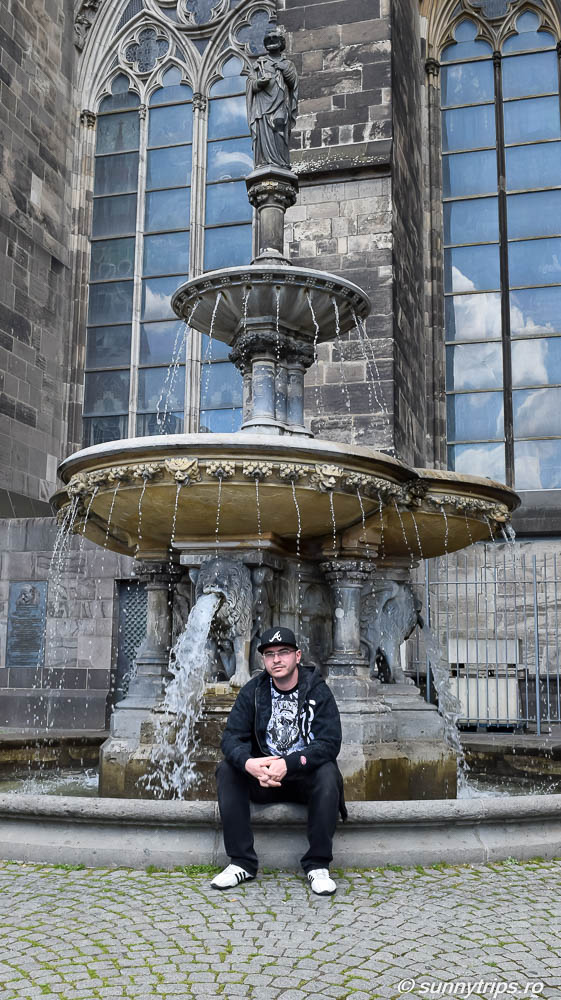 O zi în Köln: Fântâna Sf. Petru de pe latura sudică a Domului