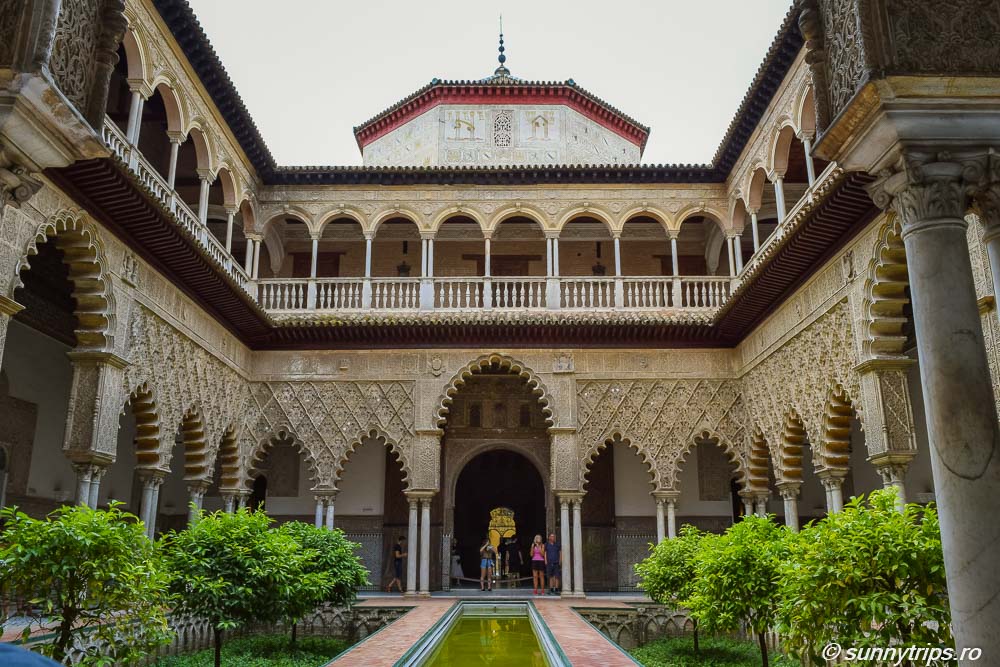 Real Alcazar este unul dintre principalele obiective turistice din Sevilla.