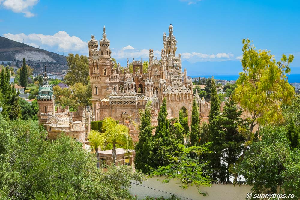 Atractii turistice din Benalmadena: Vedere spre Castelul Colomares