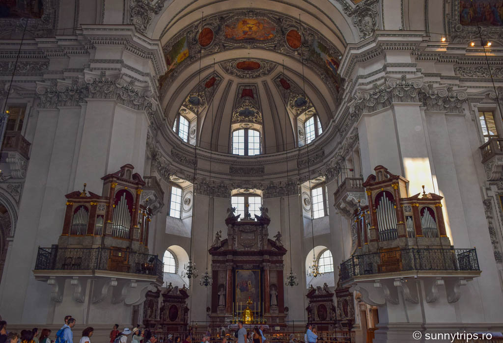 altar lateral din Domul din Salzburg