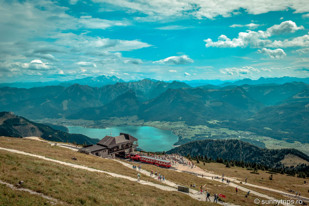 Drumeție pe Schafberg: statia Schafbergbahn