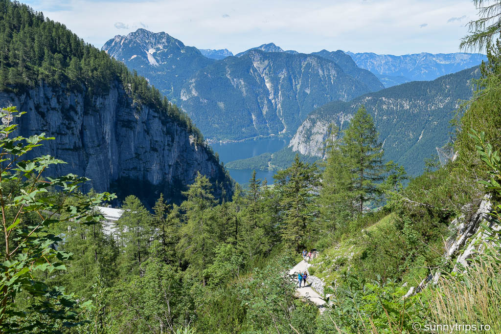 Dachstein: priveliște de la intrarea în peștera de gheață