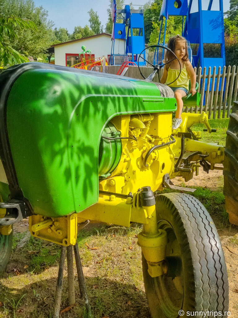 Parcuri de distracții în Hessen: tractor in Steinau