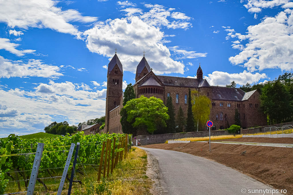 Drumeție Niederwalddenkmal: mănăstirea St. Hildegard